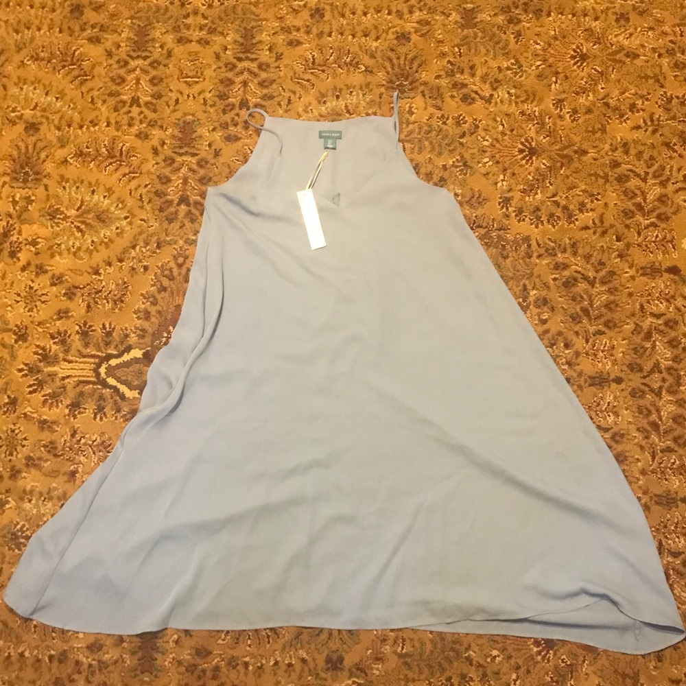 NWT Robin’s blue midi handkerchief hem dress